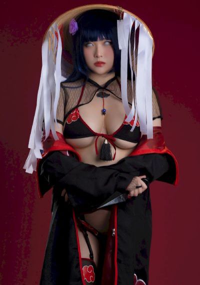 欧美美女与野兽共舞_4K电影在线观看